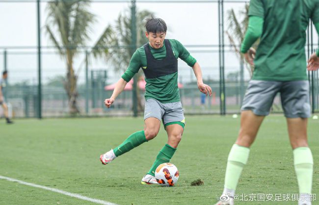国产边打电话边做对白刺激